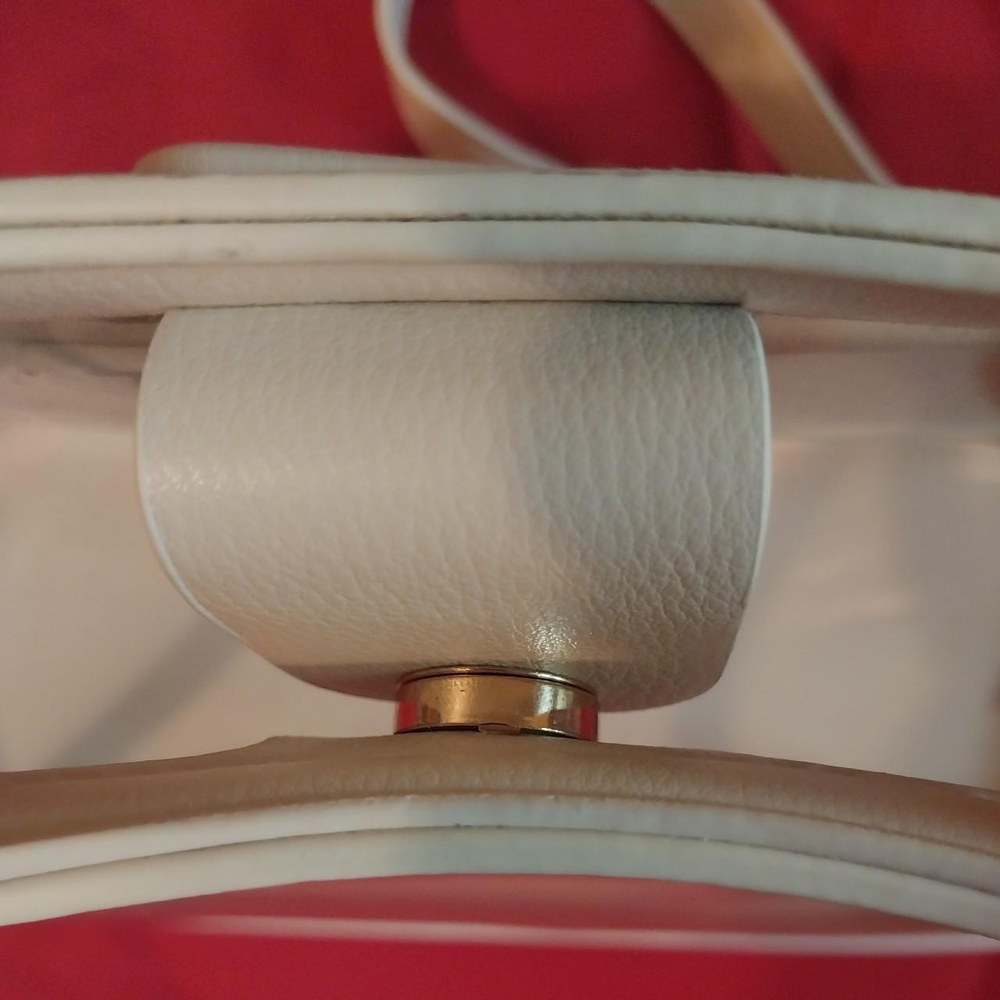 Source Unknown White Clear Tote with Buckle Detail - Picture 5 of 13